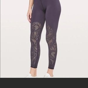 Lululemon black leggings size 4